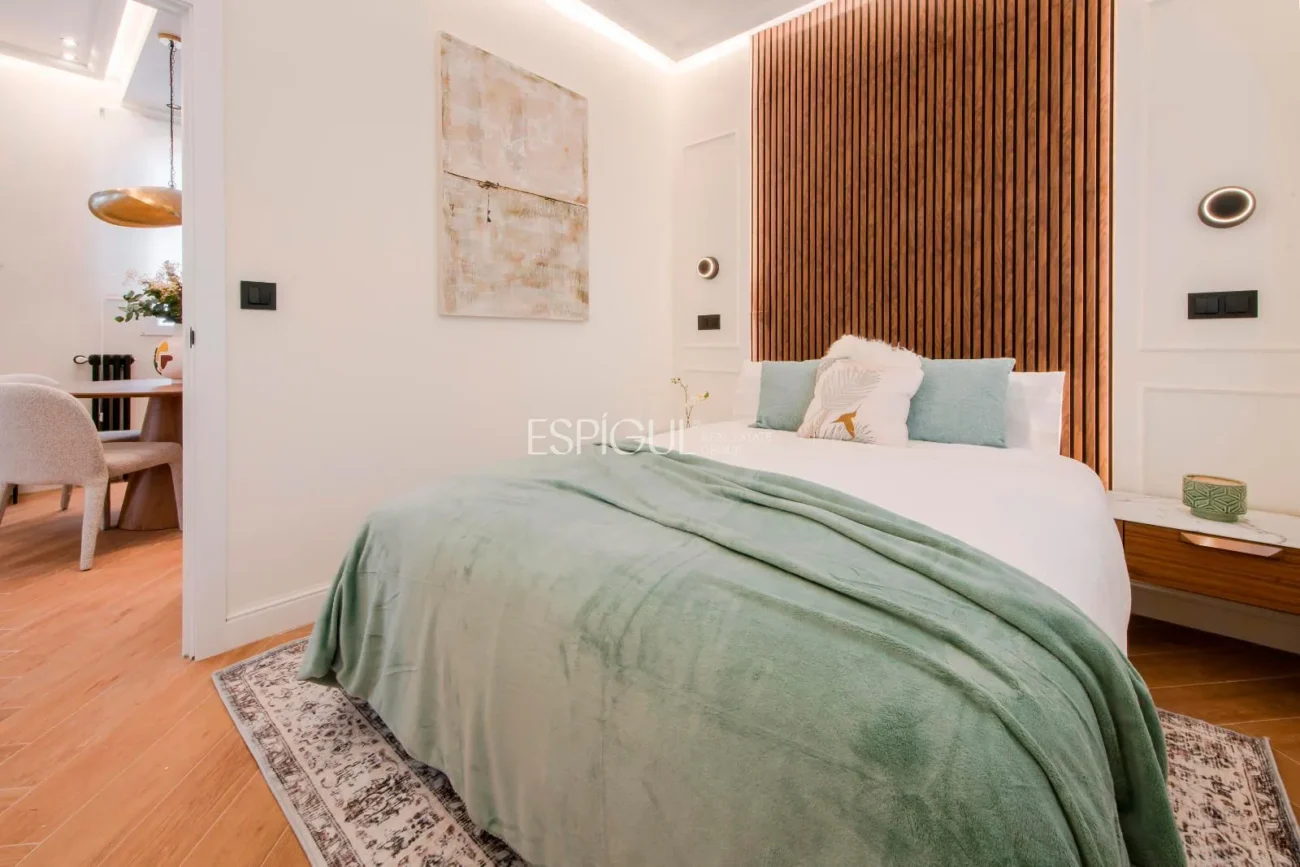Appartement de luxe flambant neuf dans un immeuble classique – Quartier de Salamanque