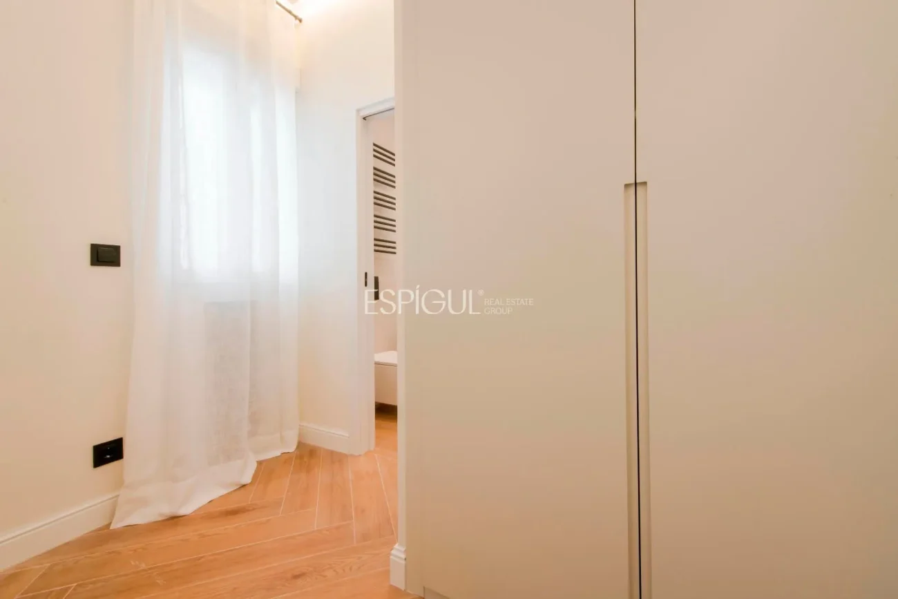 Brand New Luxury Apartment in Classic Building – Salamanca District