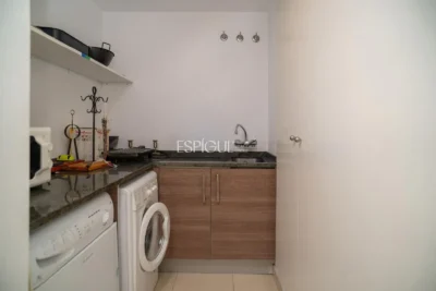 Piso en venta en Girona con dos habitaciones