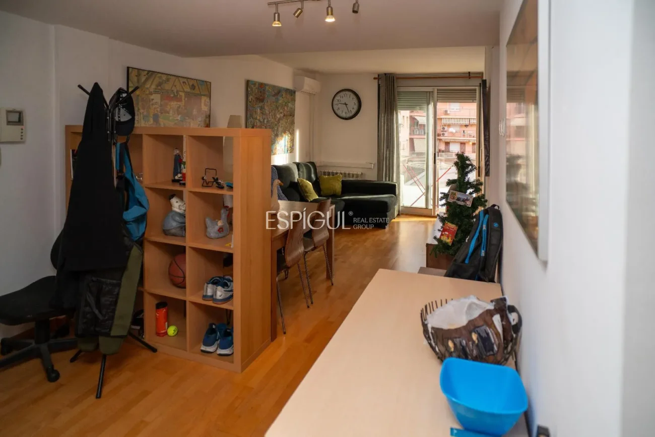 Piso en venta en Girona con dos habitaciones