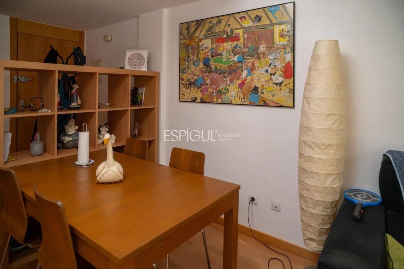 Piso en venta en Girona con dos habitaciones