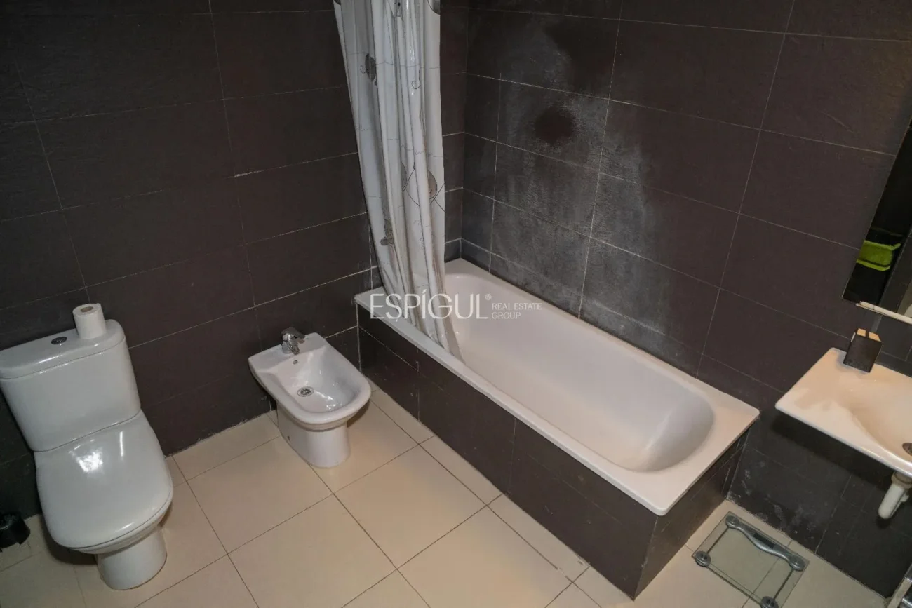 Piso en venta en Girona con dos habitaciones