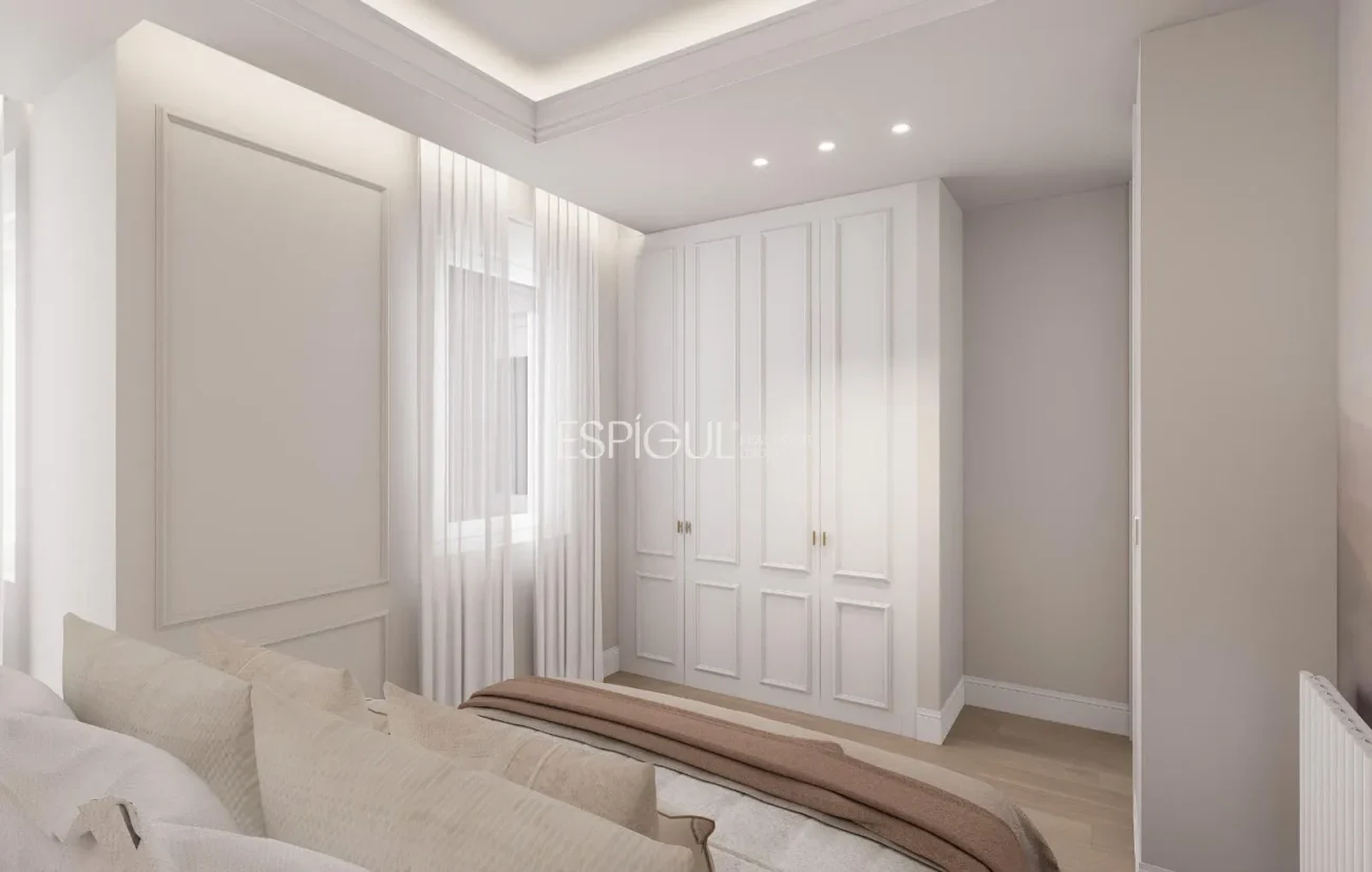 Pis en venda reformat al carrer Padilla, Lista