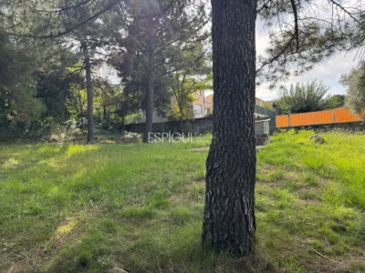 Terreny a la venda a Montjuïc , Girona