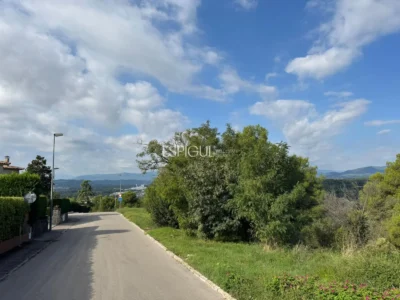 Terreny a la venda a Montjuïc , Girona