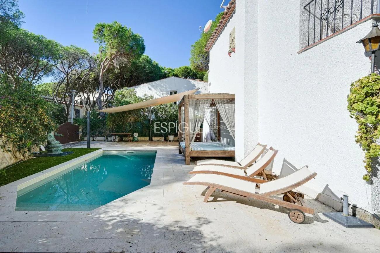 Villa María José – Mediterranean Elegance in the Heart of Platja d’Aro