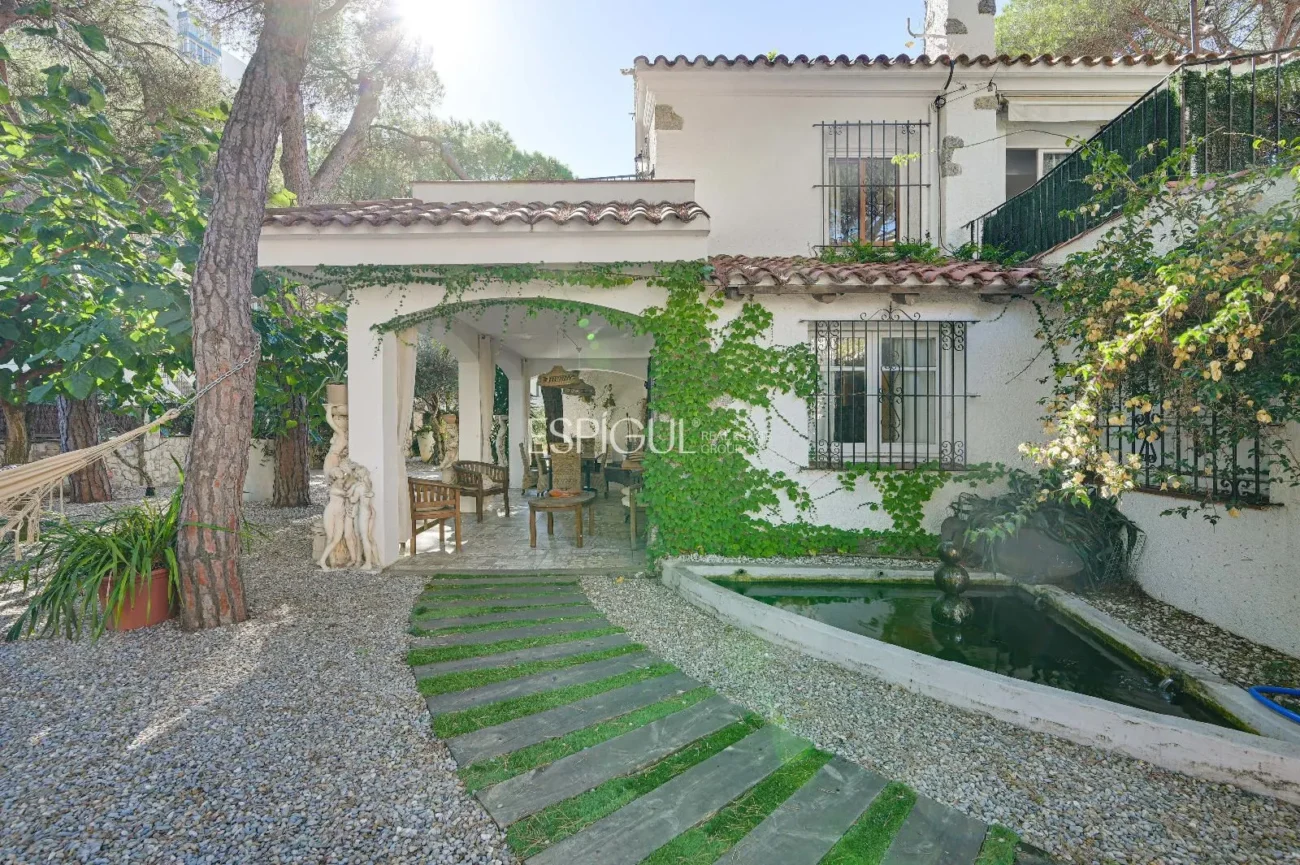 Villa María José – Mediterranean Elegance in the Heart of Platja d’Aro