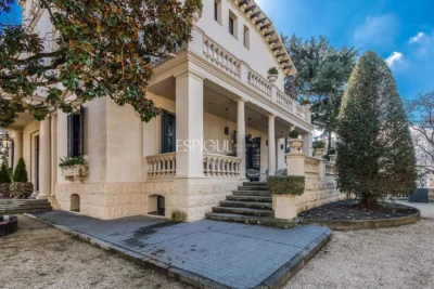 Casa modernista única de 1914 completament restaurada i reformada