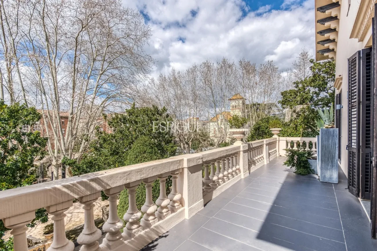 Casa modernista única de 1914 completament restaurada i reformada
