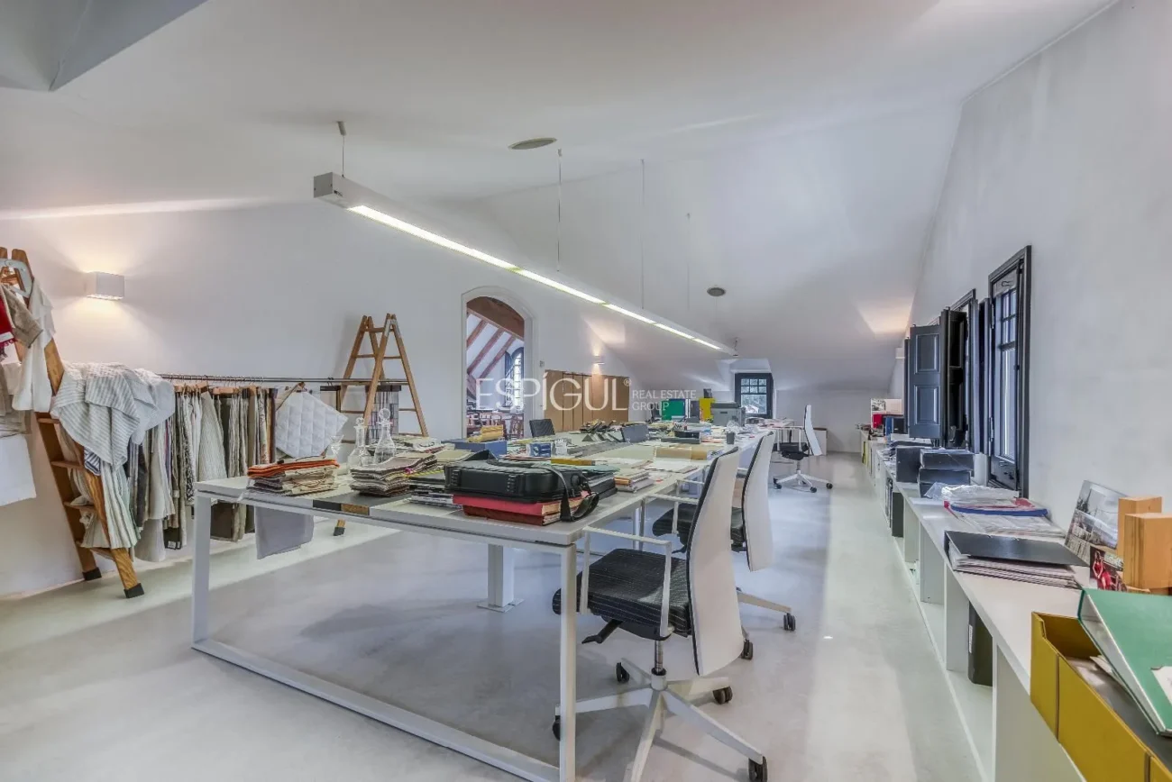 Casa modernista única de 1914 completament restaurada i reformada
