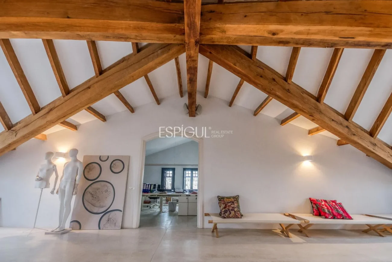 Casa modernista única de 1914 completament restaurada i reformada