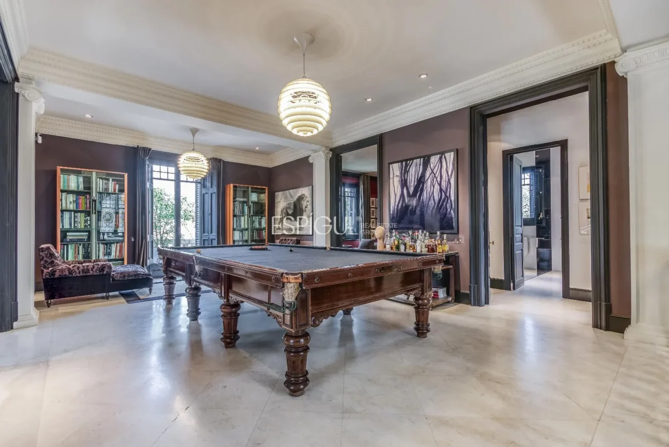 Casa modernista única de 1914 completament restaurada i reformada