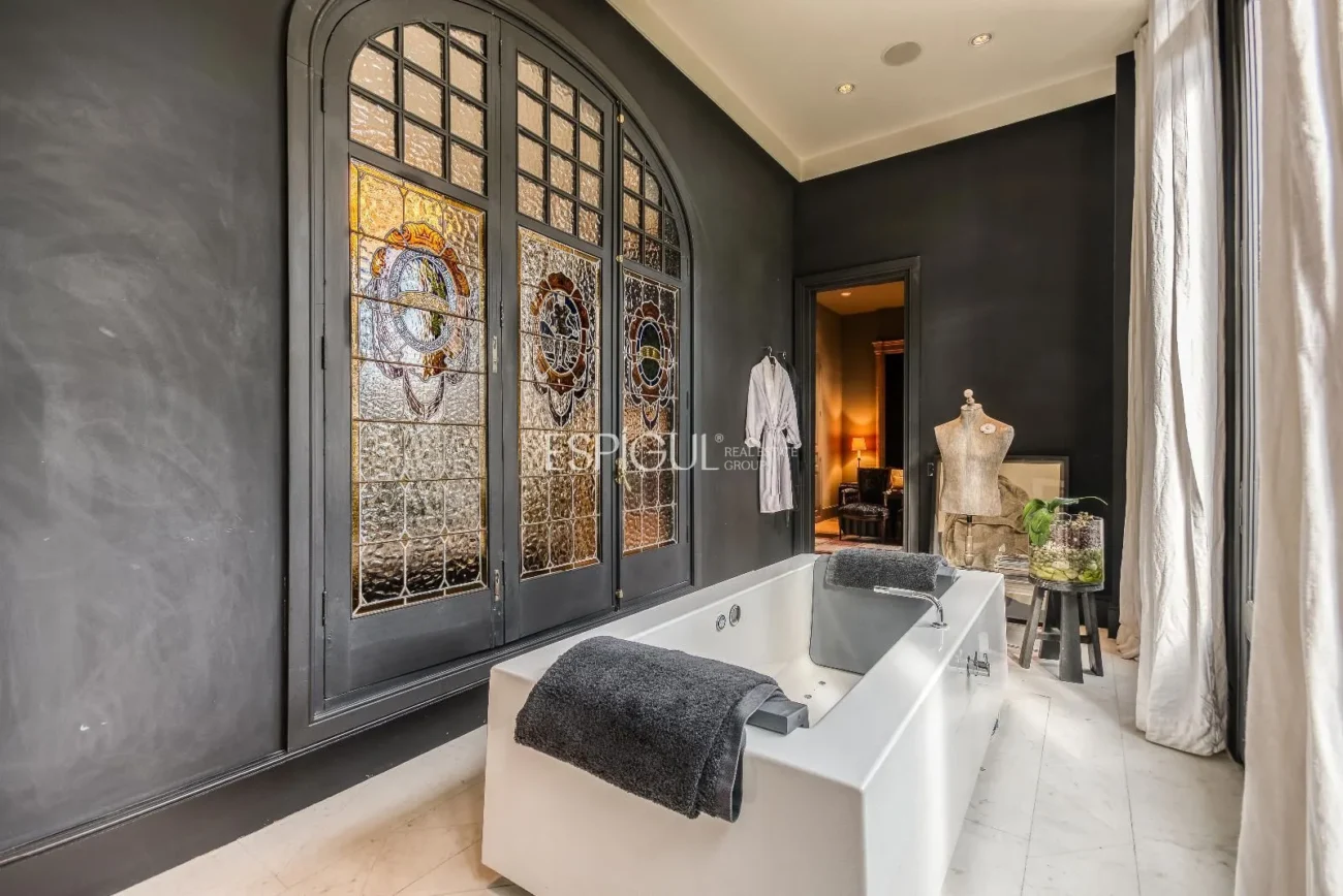 Casa modernista única de 1914 completament restaurada i reformada