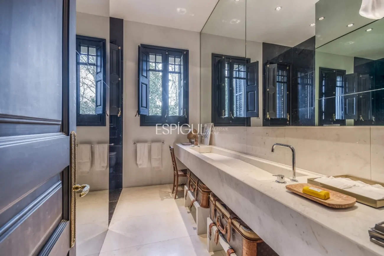 Casa modernista única de 1914 completament restaurada i reformada