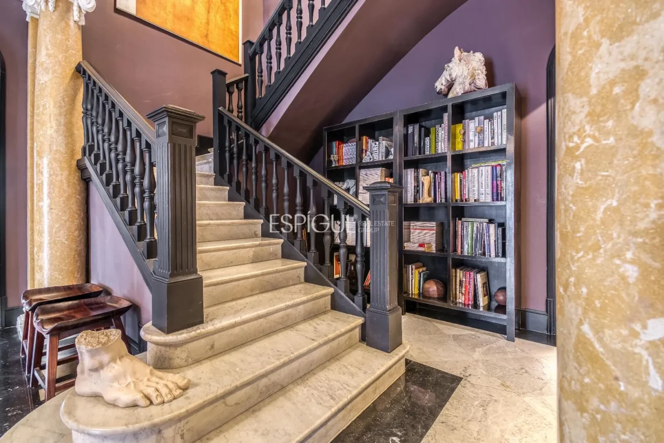 Casa modernista única de 1914 completament restaurada i reformada
