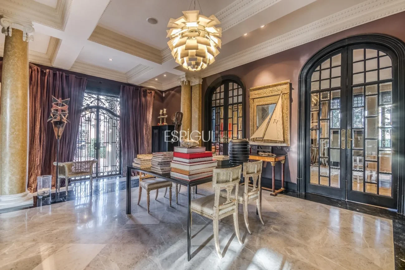 Casa modernista única de 1914 completament restaurada i reformada