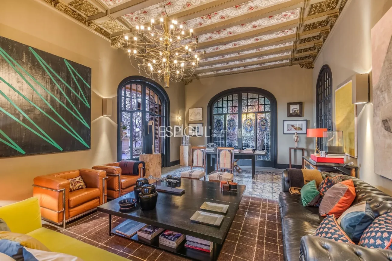 Casa modernista única de 1914 completament restaurada i reformada