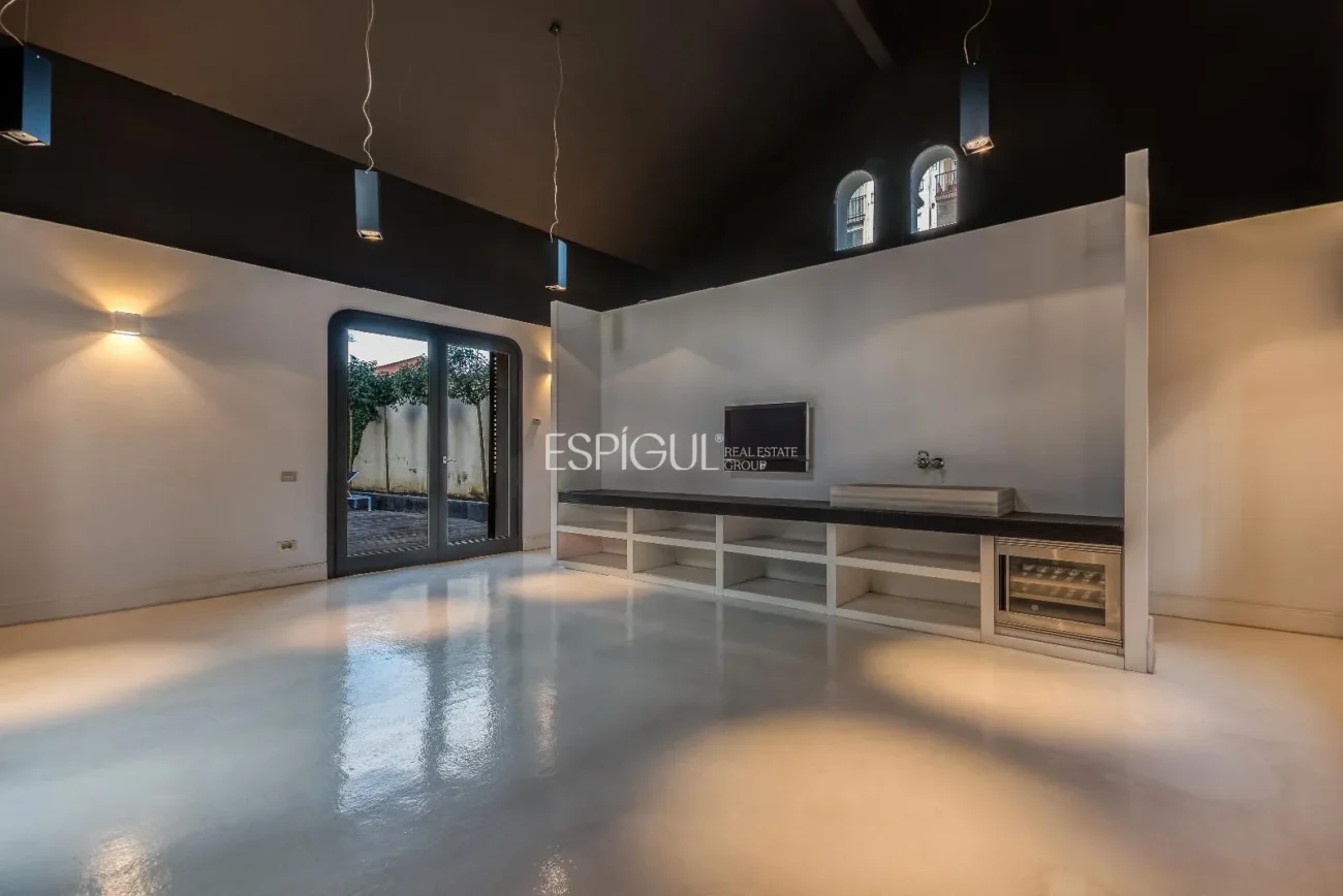 Casa modernista única de 1914 completament restaurada i reformada