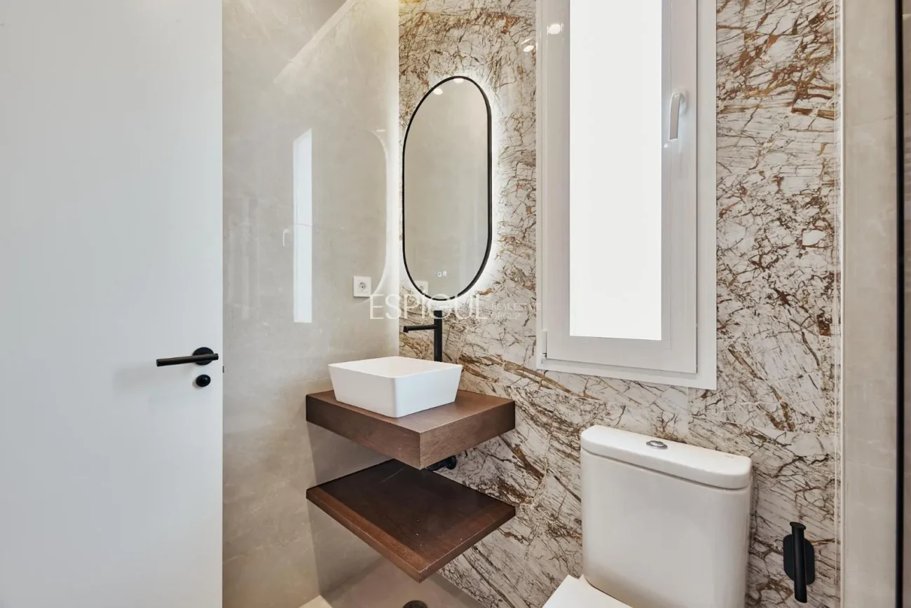 Renovated Apartment in Calle Lope De Rueda, Retiro