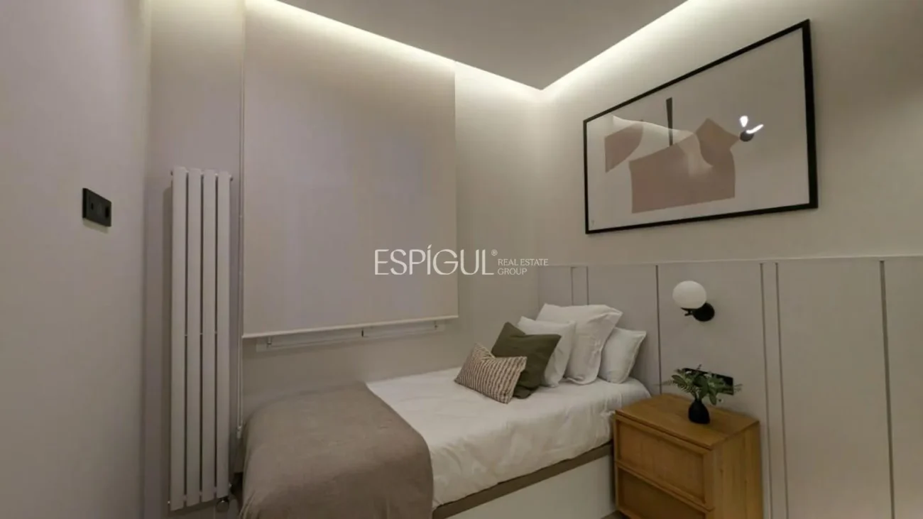 Renovated home on Calle Principe de Vergara, Salamanca District