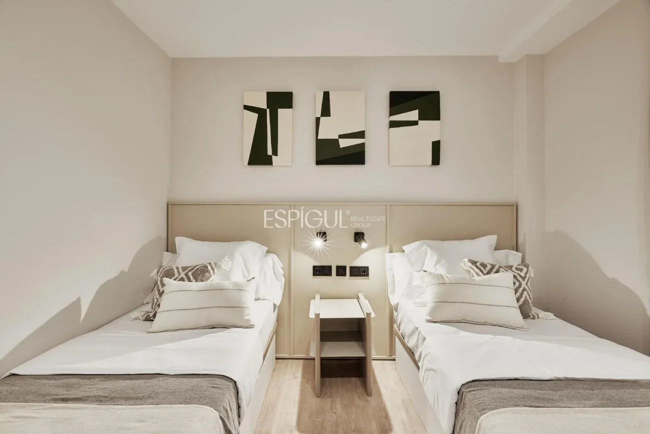 Vivienda reformada y exterior en Calle Conde de Peñalver, Lista