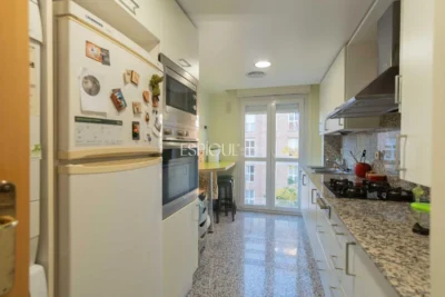 Acogedor piso de 2 habitaciones en pleno Parc Migdia