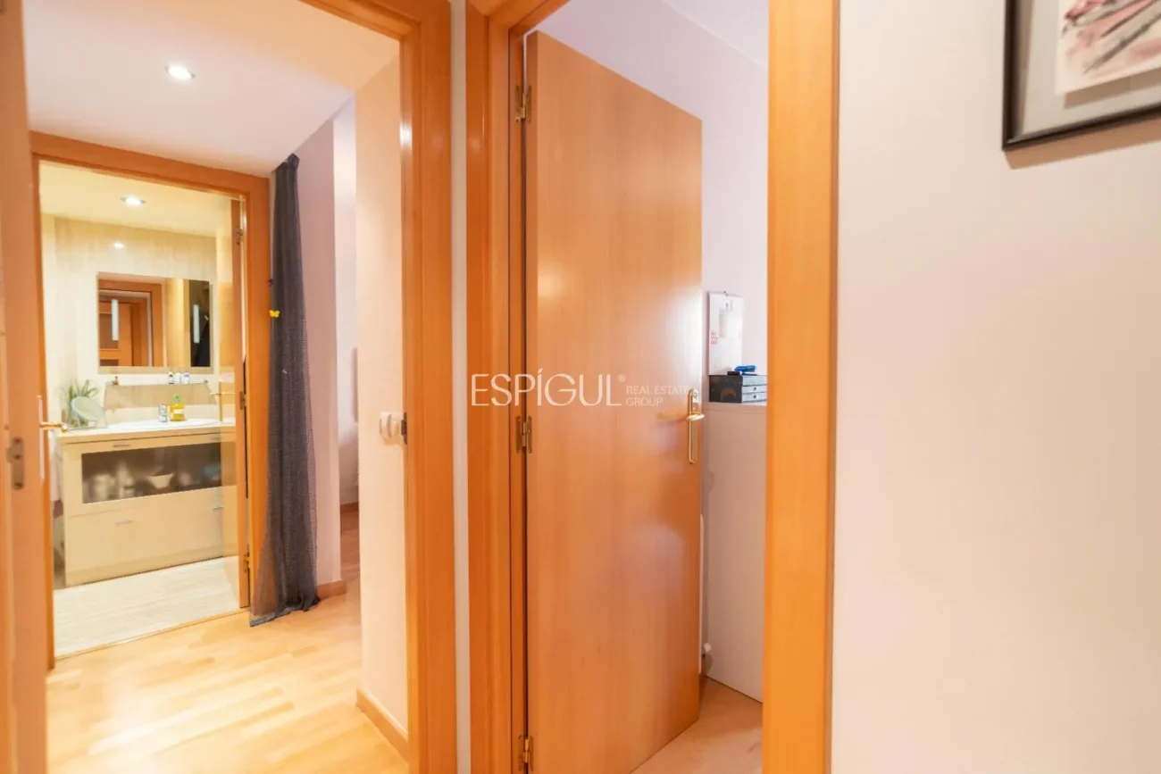 Acogedor piso de 2 habitaciones en pleno Parc Migdia