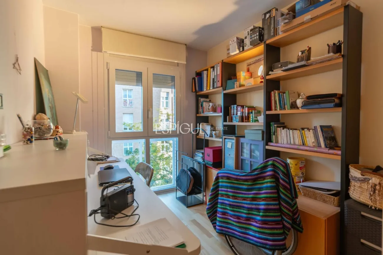 Acogedor piso de 2 habitaciones en pleno Parc Migdia