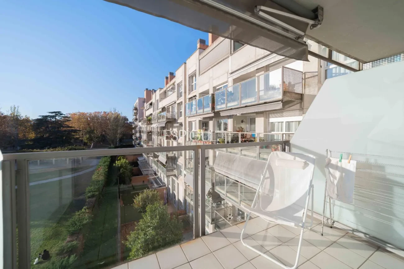 Acogedor piso de 2 habitaciones en pleno Parc Migdia