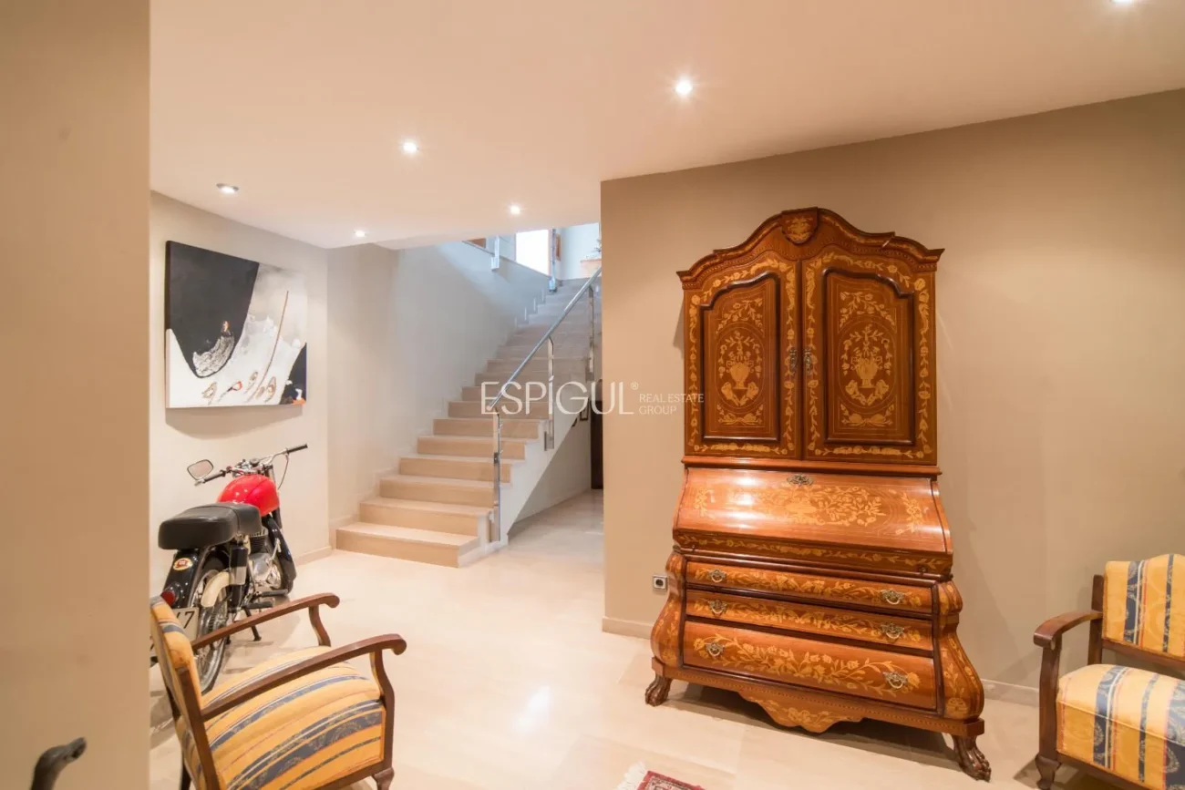 Amplia casa de 6 habitaciones con piscina en Sant Berger, Teià