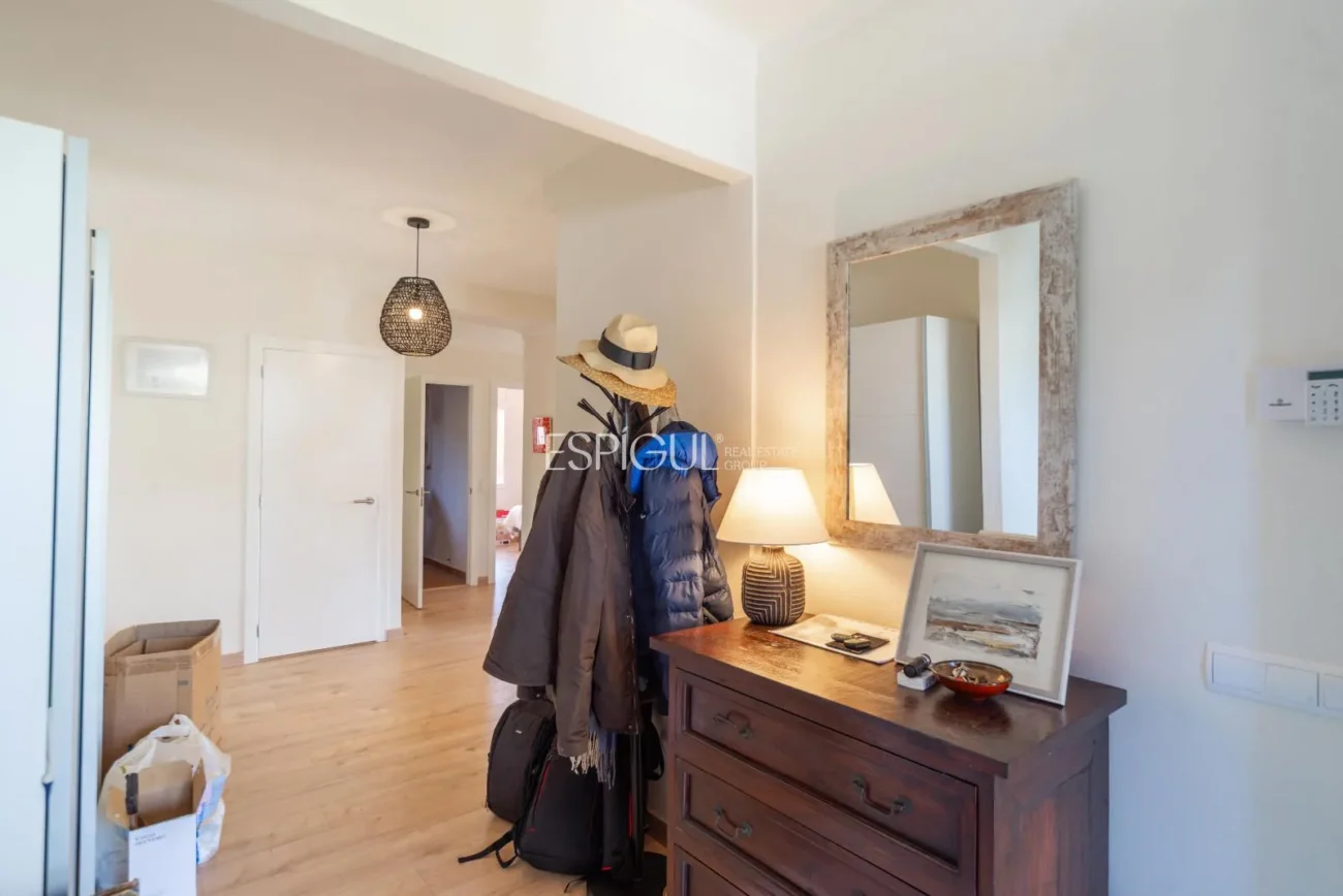 Amplia casa reformada de 6 habitaciones con jardín en Palafrugell