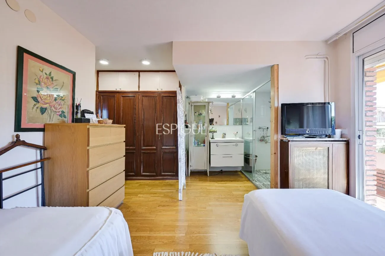 Ático Dúplex a reformar en venta en Eixample