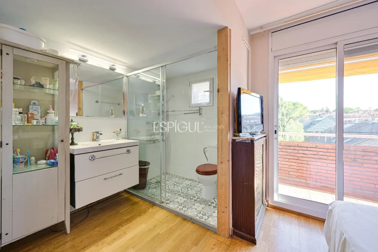 Ático Dúplex a reformar en venta en Eixample