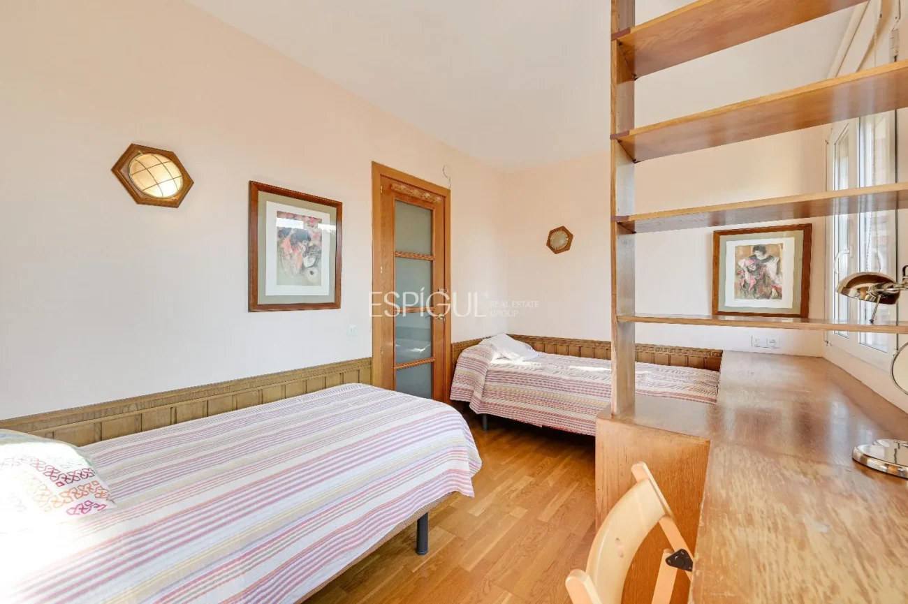 Ático Dúplex a reformar en venta en Eixample