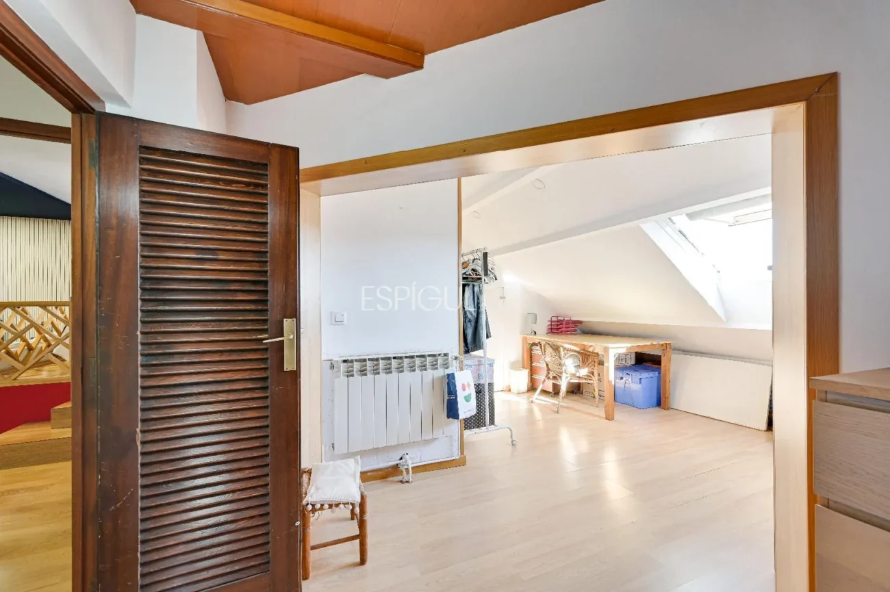 Ático Dúplex a reformar en venta en Eixample