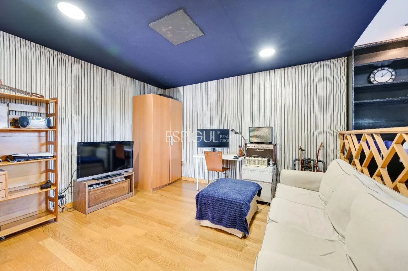 Ático Dúplex a reformar en venta en Eixample