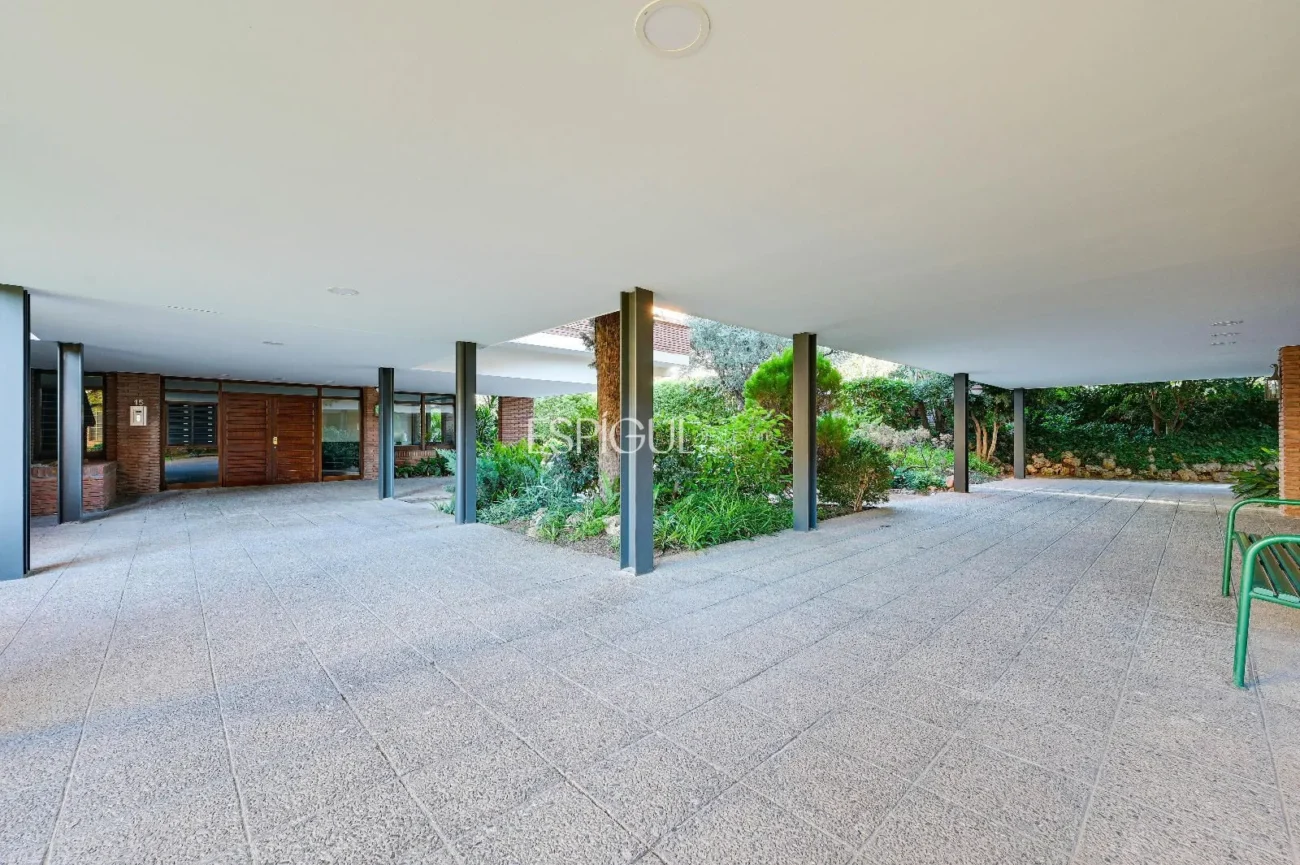 Ático Dúplex a reformar en venta en Eixample