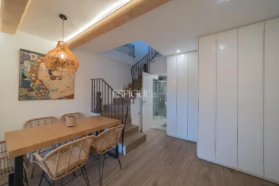 Ático dúplex exclusivo con terraza y encanto único