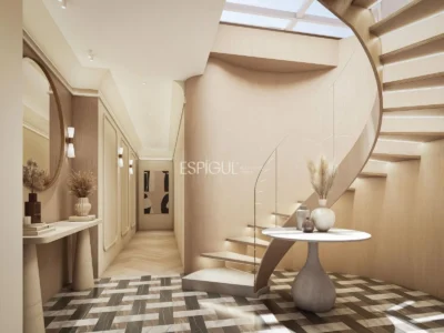 Продается пентхаус под ремонт в районе Херонимос