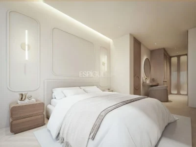 Продается пентхаус под ремонт в районе Херонимос