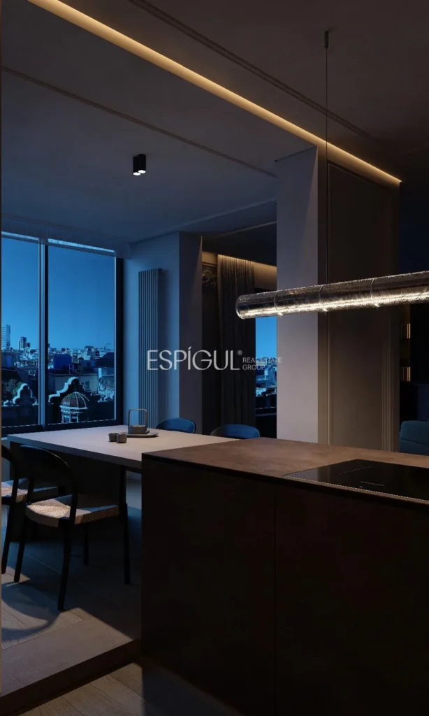 Àtic en venda amb terrassa al carrer Muntaner, Barcelona