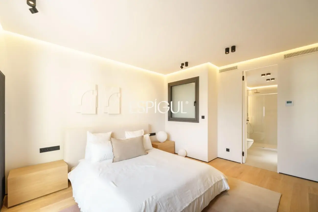 Penthouse exclusif à vendre avec terrasse rue Muntaner, Barcelone