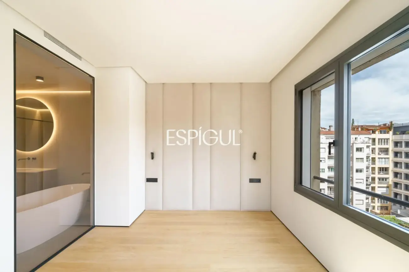 Penthouse exclusif à vendre avec terrasse rue Muntaner, Barcelone