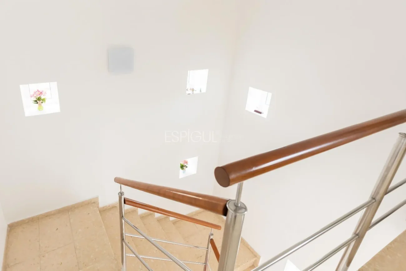 Schönes Haus mit 5 Schlafzimmern, Garten und Pool in Can Teixidó