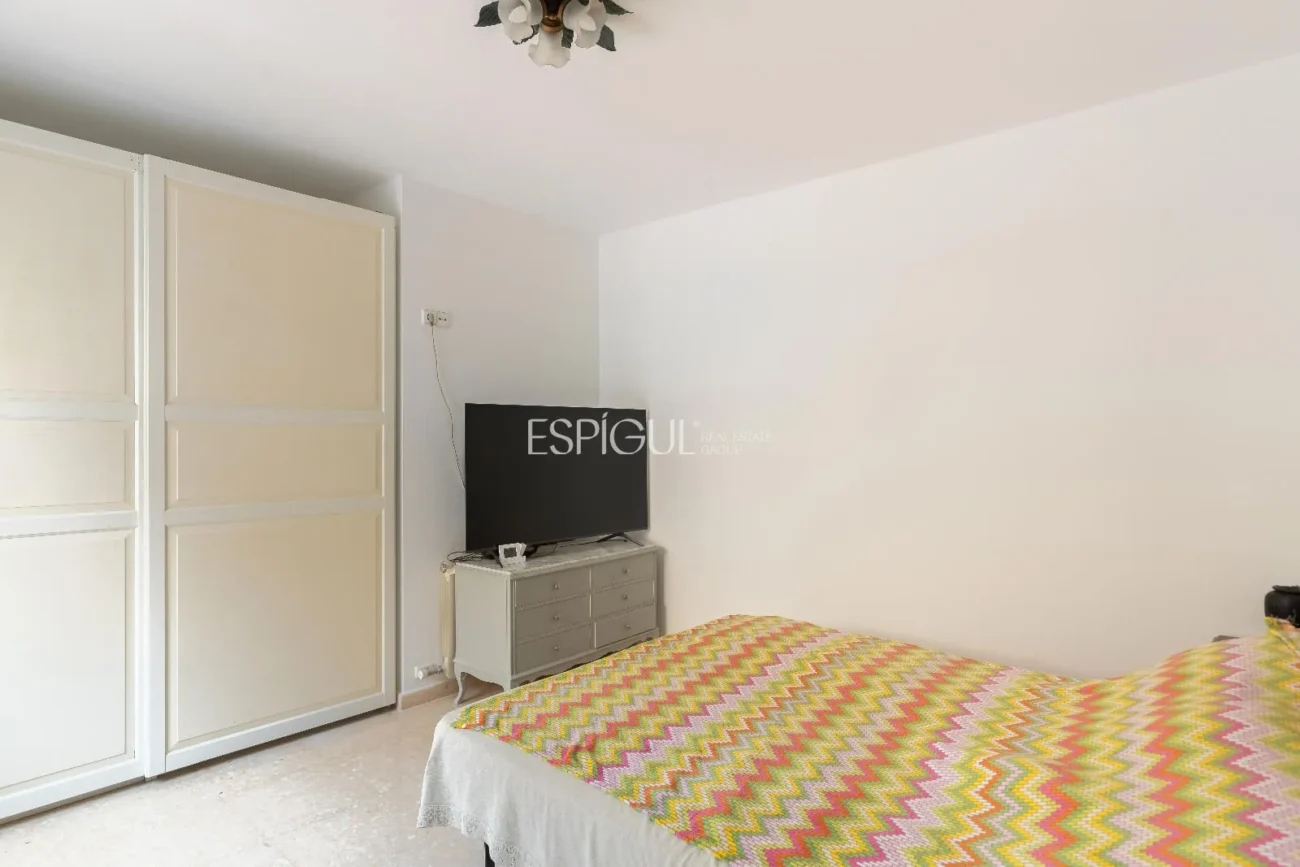 Schönes Haus mit 5 Schlafzimmern, Garten und Pool in Can Teixidó