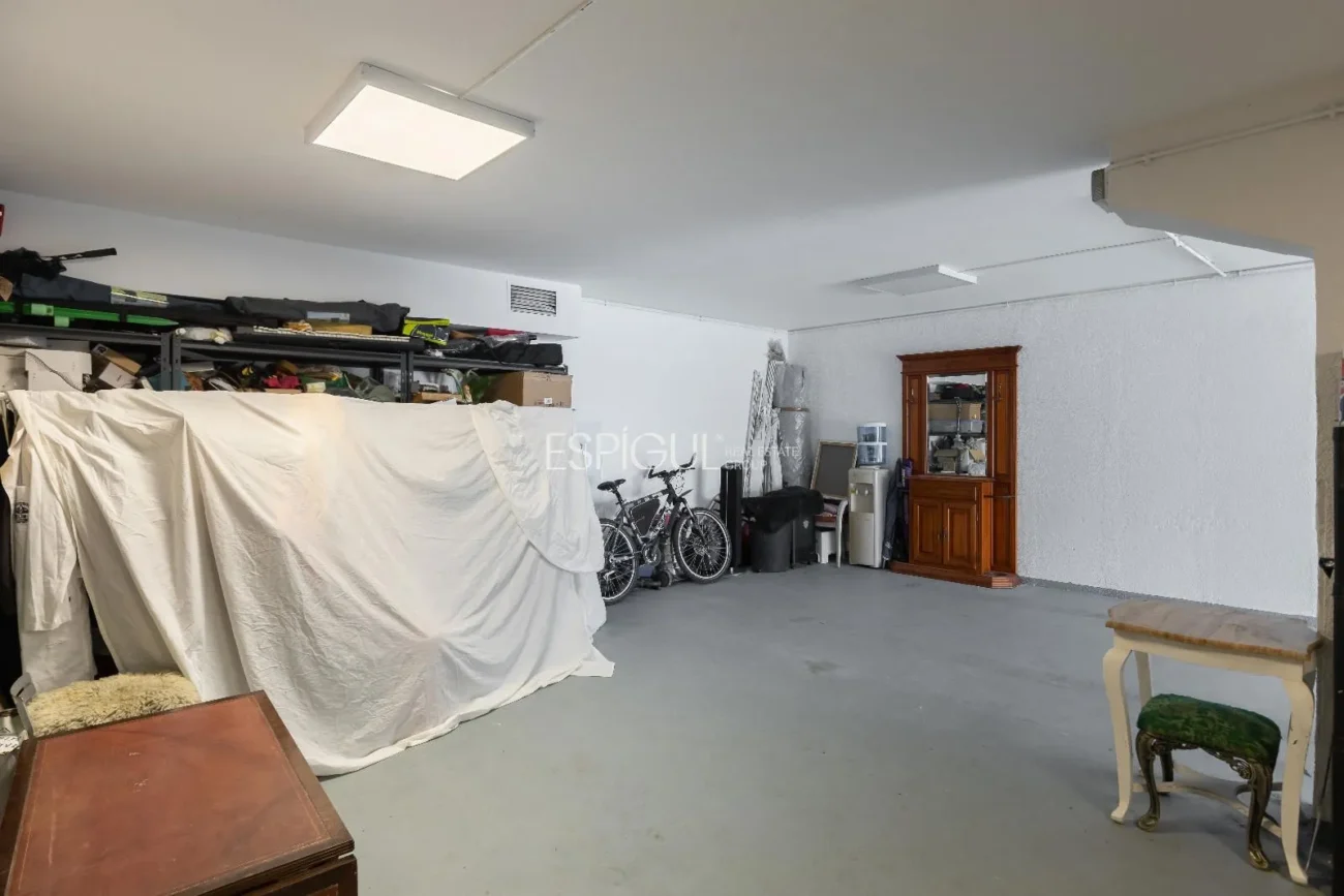 Schönes Haus mit 5 Schlafzimmern, Garten und Pool in Can Teixidó