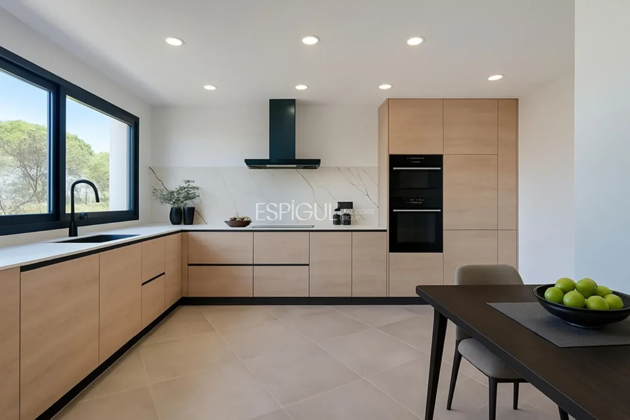 Bonita casa de obra nueva con espectaculares vistas en Vallromanes