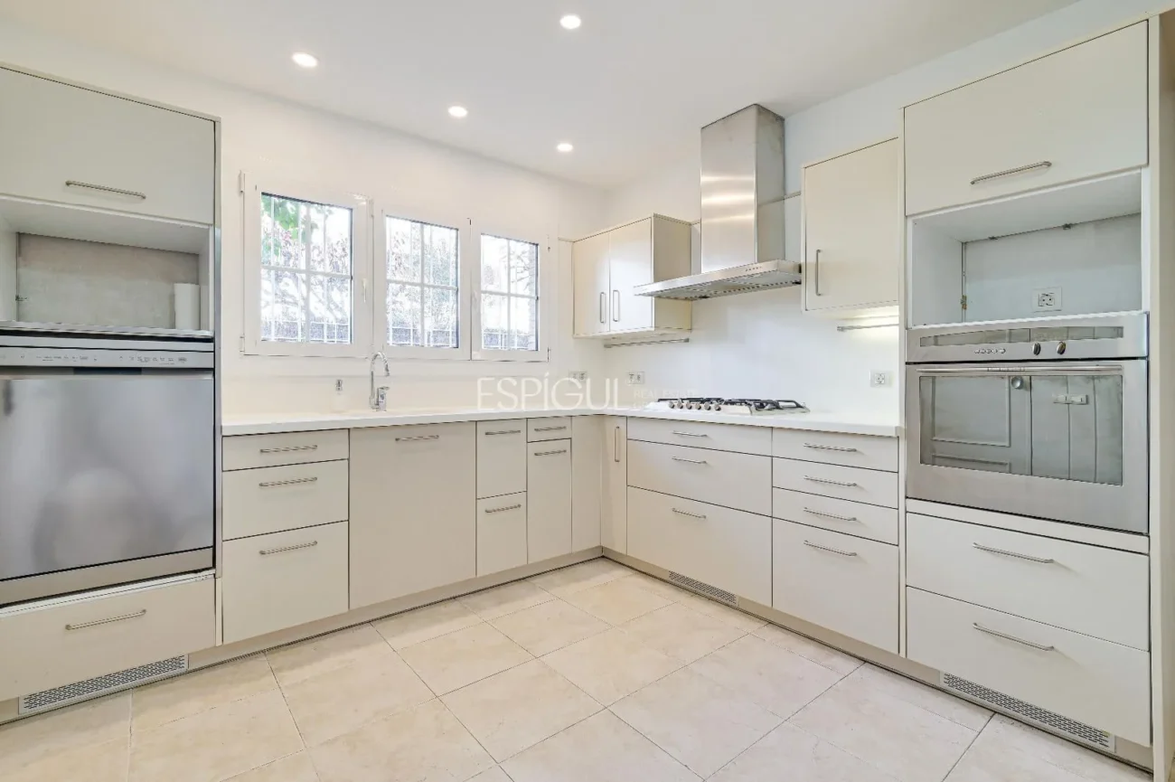 Casa Adosada en venta en Eixample