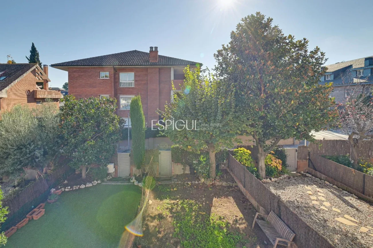 Casa Adosada en venta en Eixample