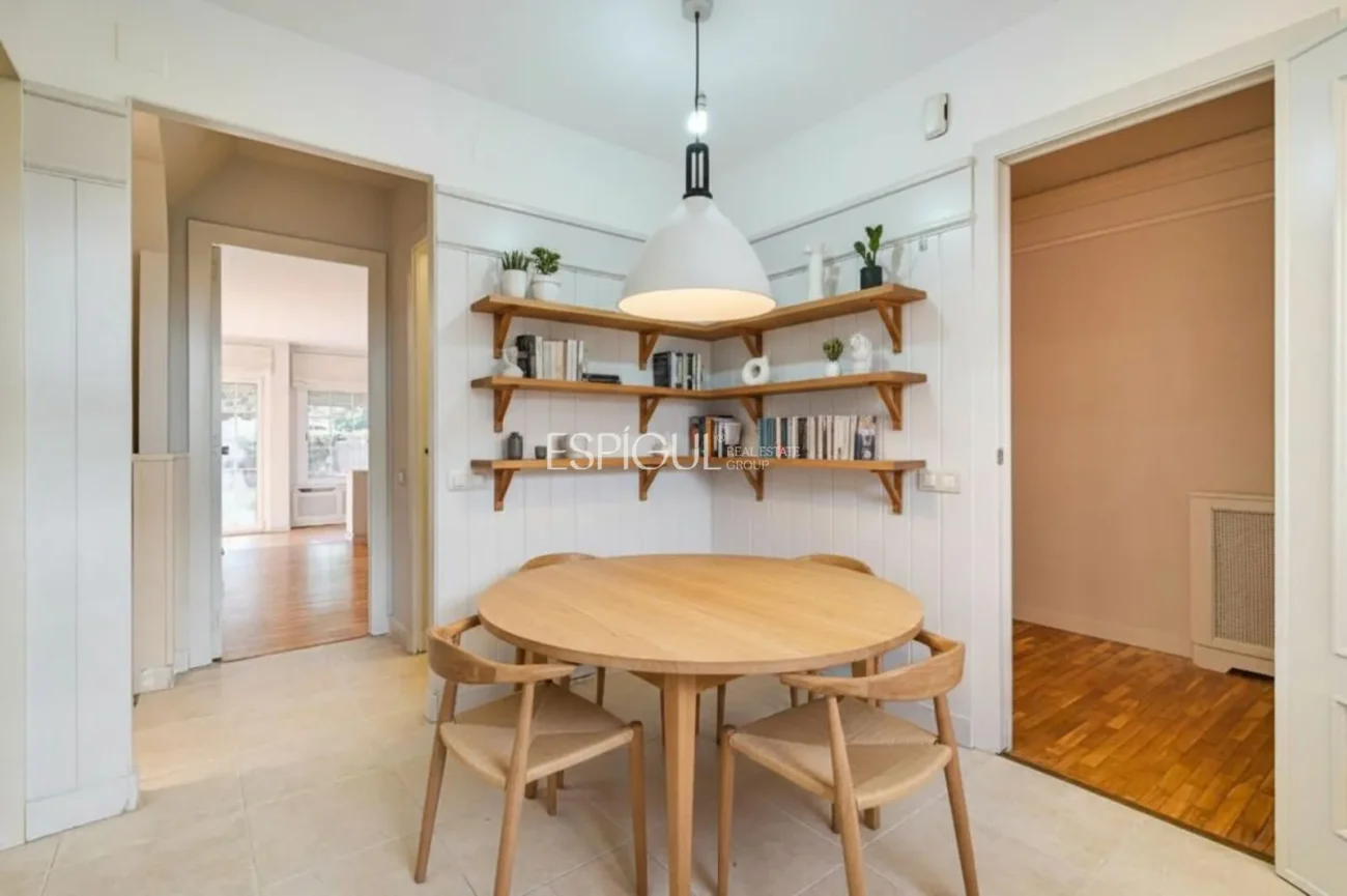 Casa Adosada en venta en Eixample